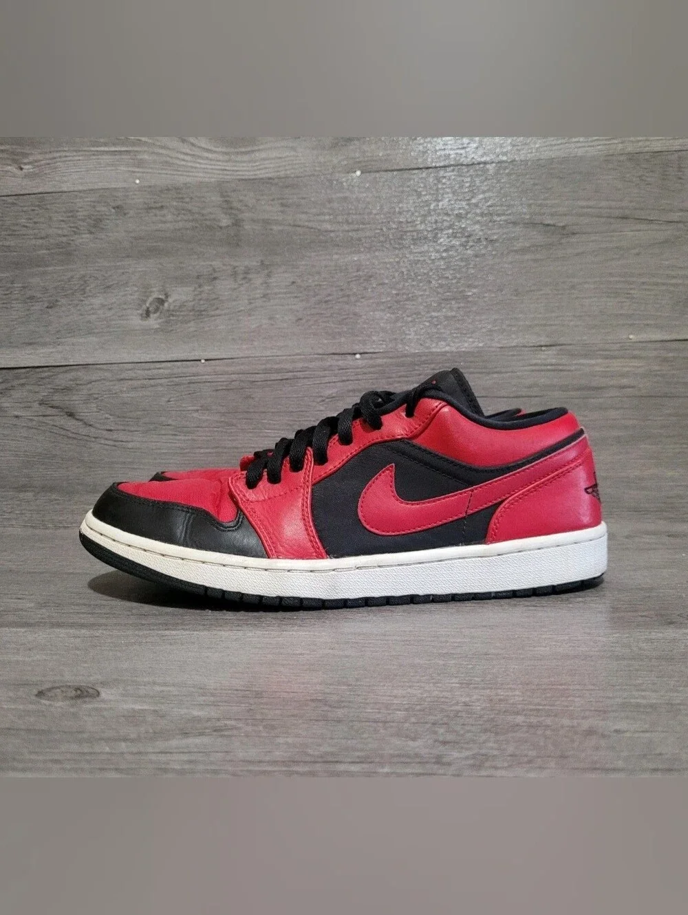 Jordan Retro 1 Low Reverse Bred Gym Red Men's Size 10 Basketball Shoes 2014